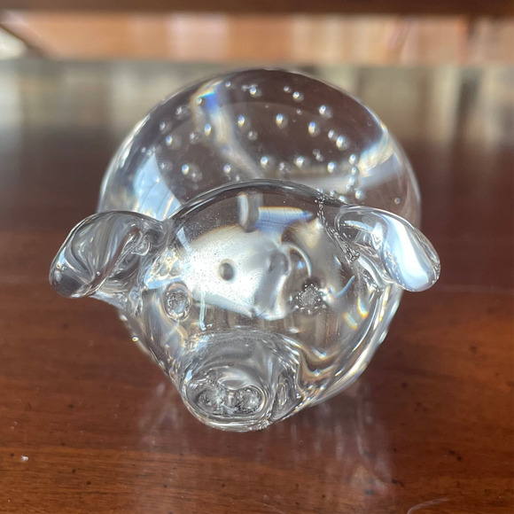 Clear Glass Pig Paperweight with Controlled Bubbles, 4" Long - Picture 1 of 5